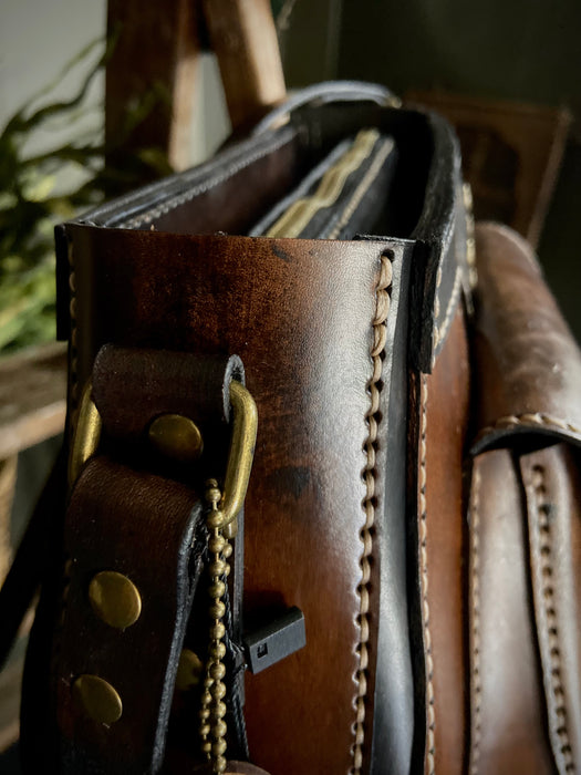 Julia Handstitched Leather Crossbody Vintage Brown