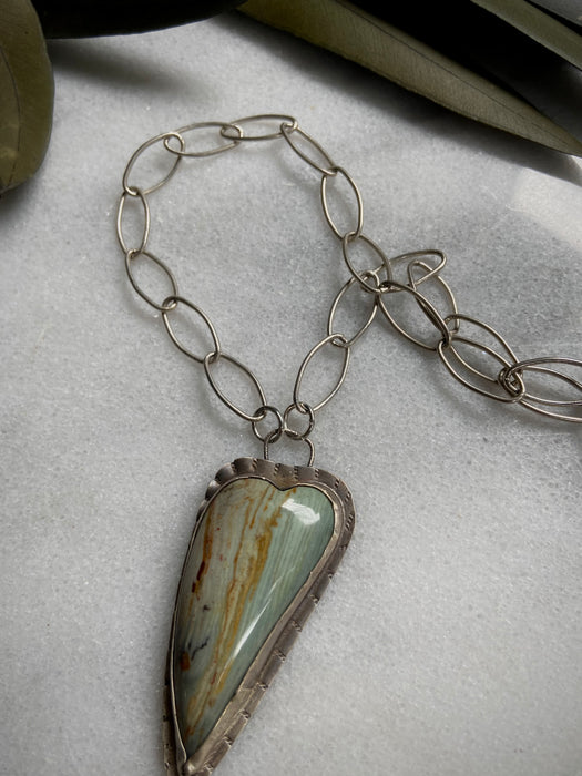 Bezel Gary Green Jasper Heart Pendant Necklace