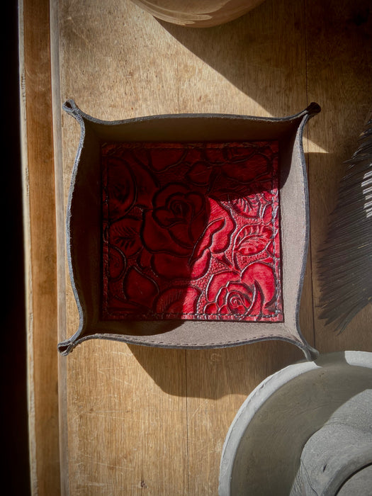 Leather Valet Tray Medium - Charcoal/Red Floral Interior