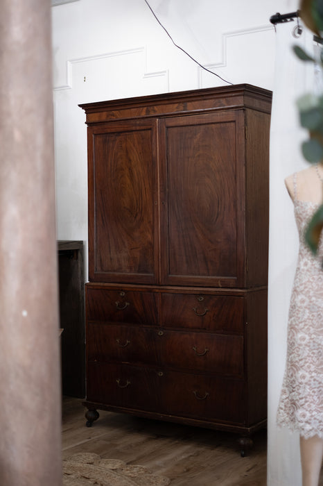 Georgian 1800s Linen Press from Beaufort